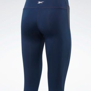 Reebok Women's workout ready capri leggings